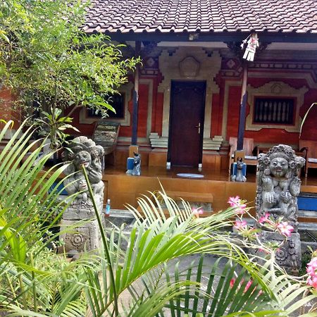 Suandi House Bed & Breakfast Ubud Dış mekan fotoğraf